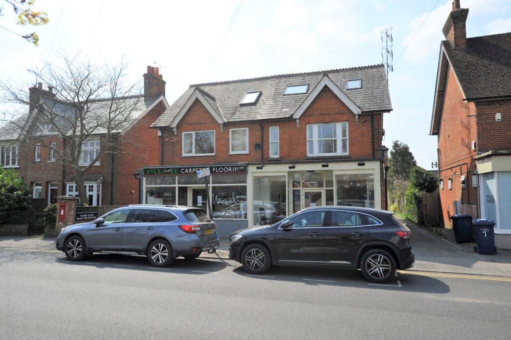 Flat High Street in Waverley