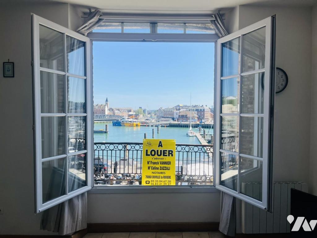 Flat Quai Henri IV in Dieppe