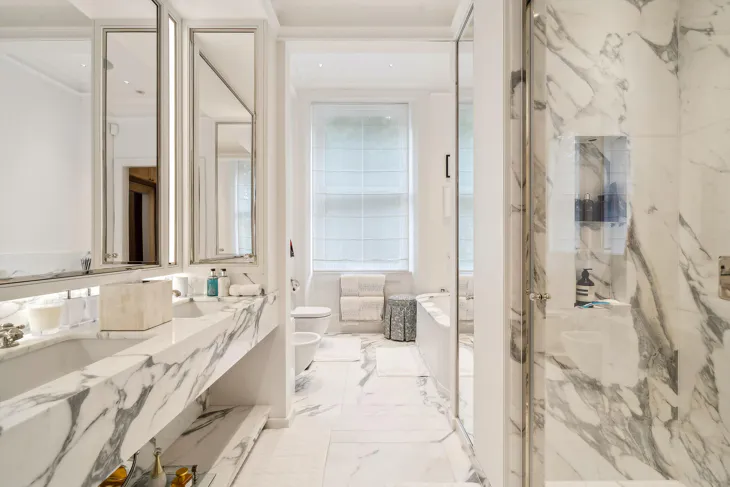 Flat Ennismore Gardens in City of Westminster