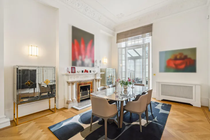 Flat Ennismore Gardens in City of Westminster