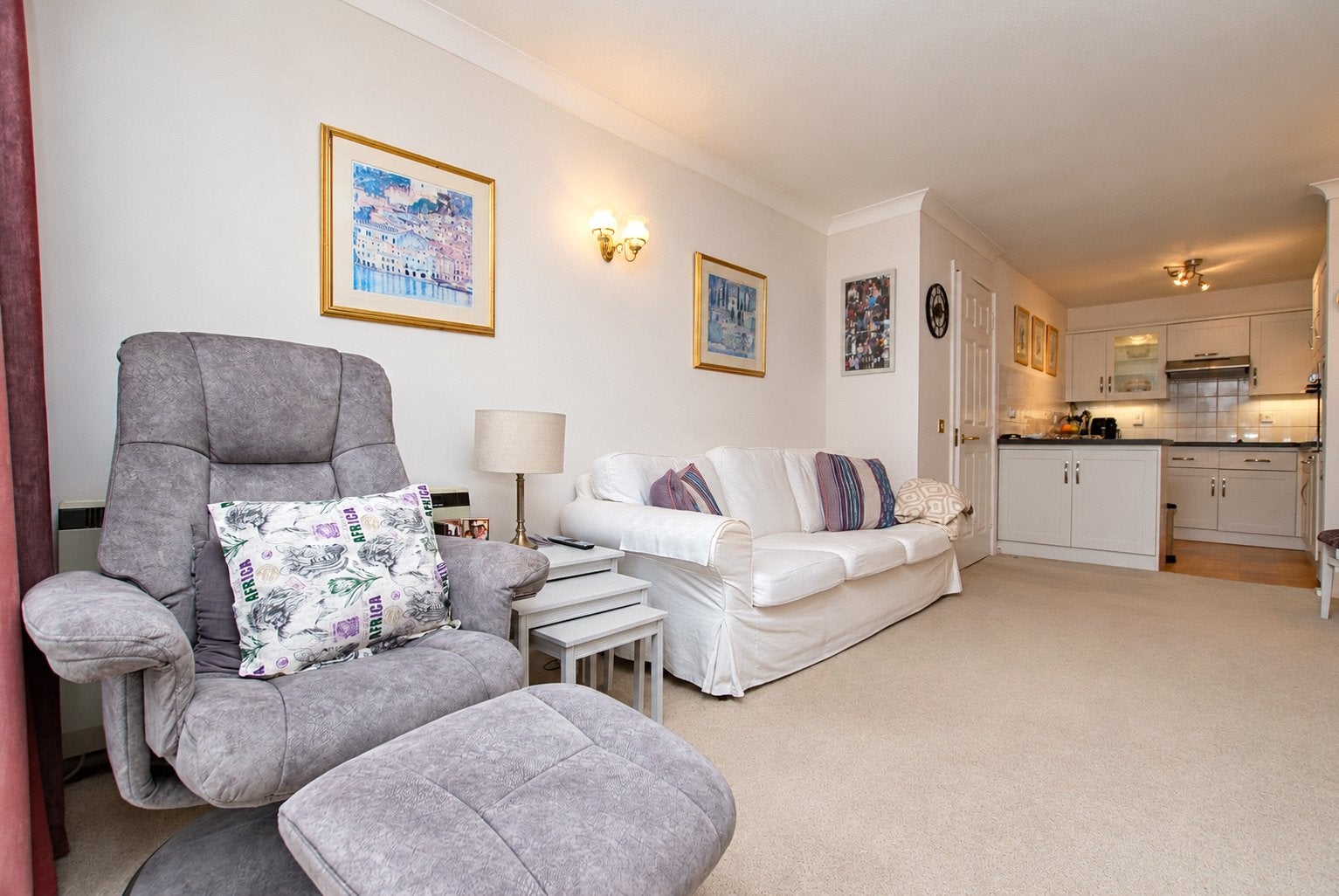 Flat The Mount in Guildford