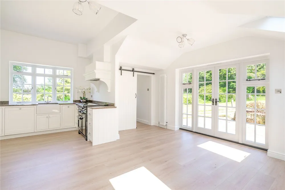 House Cottage Hill in Wealden