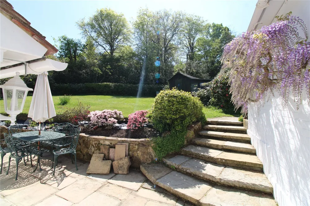 House Cottage Hill in Wealden