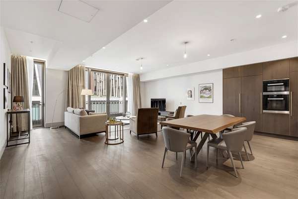 Flat Victoria Street in City of Westminster