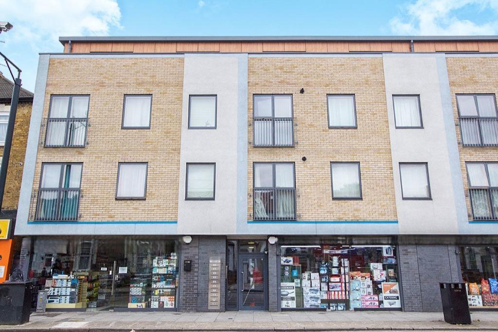 Flat Romford Road in Greater London