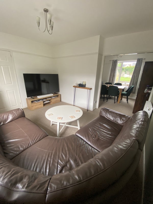 Room Swanmoor Crescent in Bristol