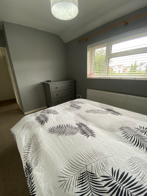 Room Swanmoor Crescent in Bristol