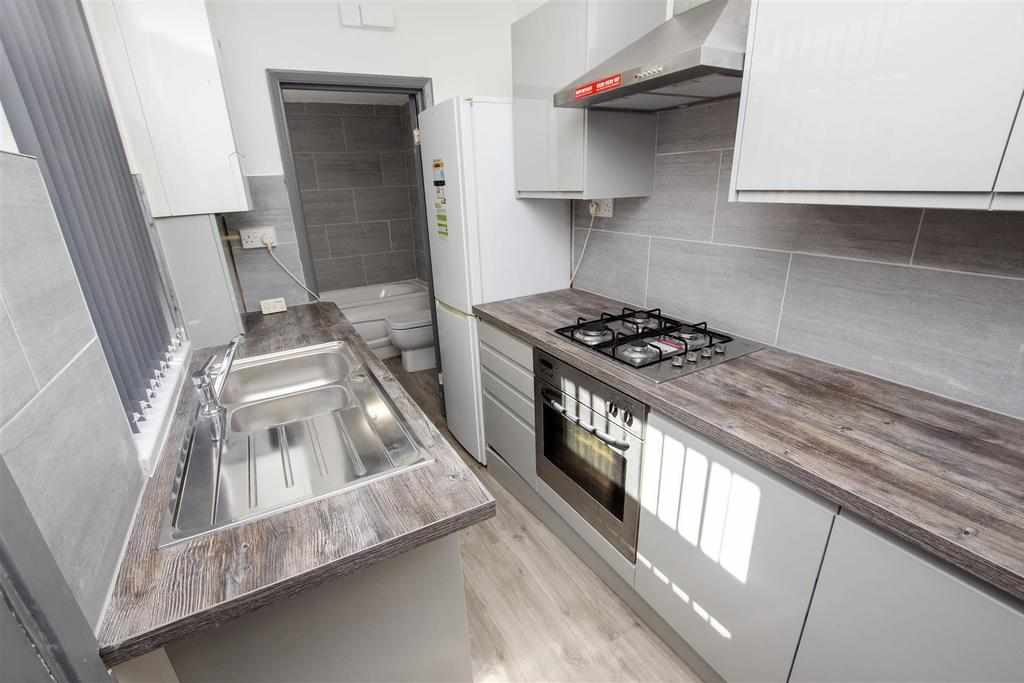 Flat Dawlish Road in Birmingham