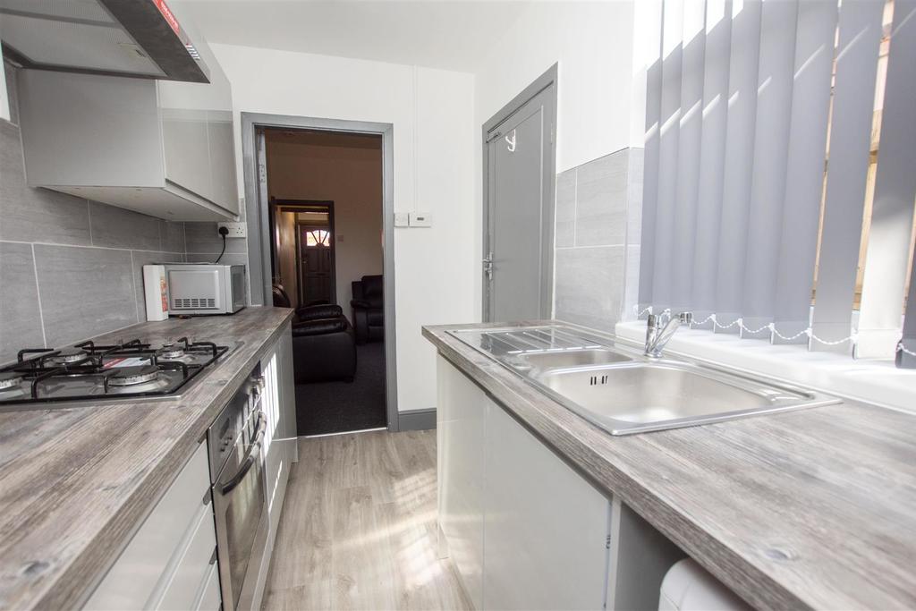 Flat Dawlish Road in Birmingham