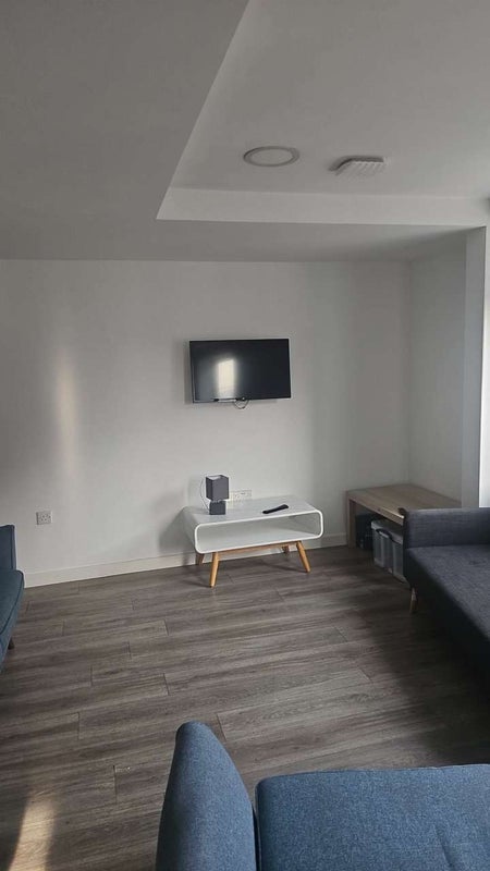 Room Strawberry Place in Newcastle upon Tyne