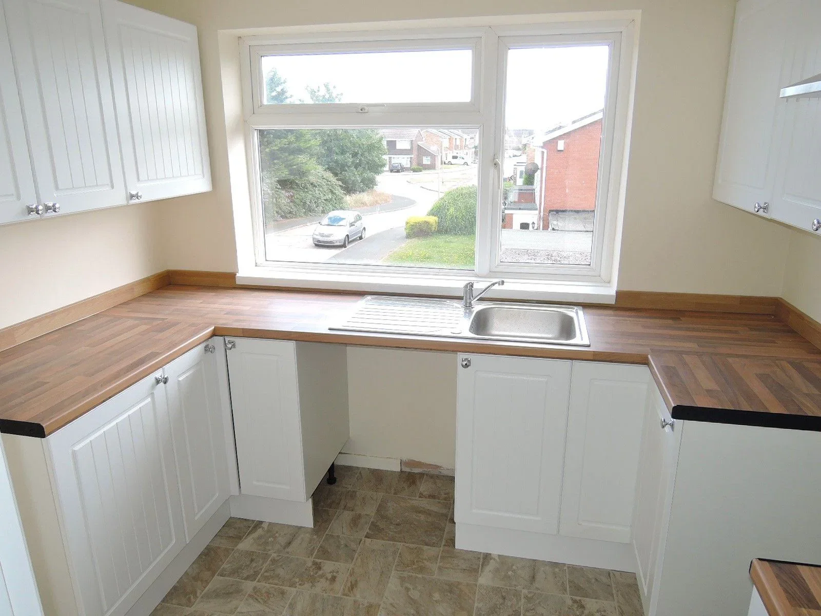 House Land Close in Clacton-on-Sea