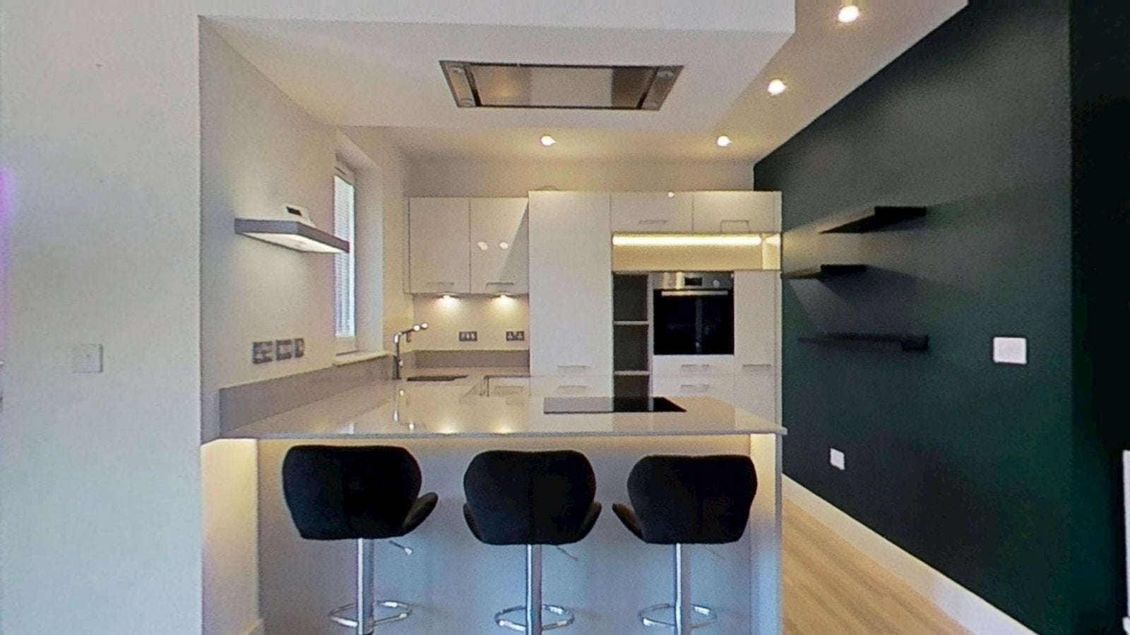 Flat Mansionhouse Court in Glasgow