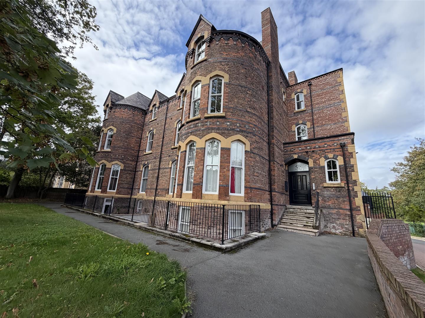 Flat Park Road South in Birkenhead