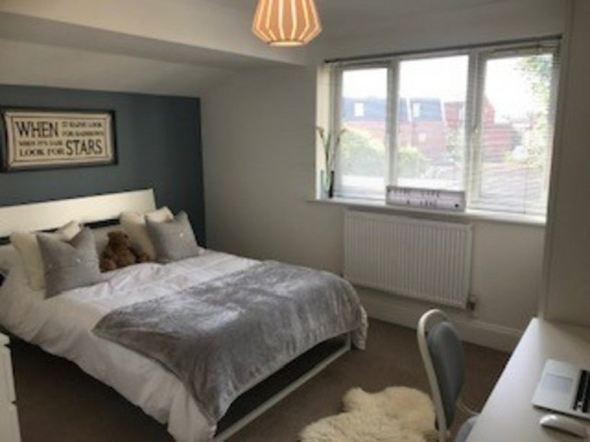 Flat Ordnance Road in Southampton