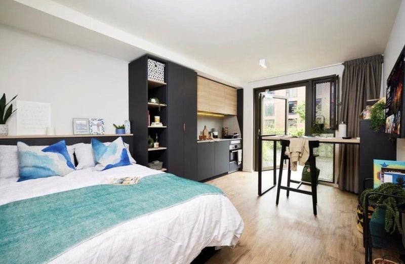 Room Teignmouth Road in Birmingham