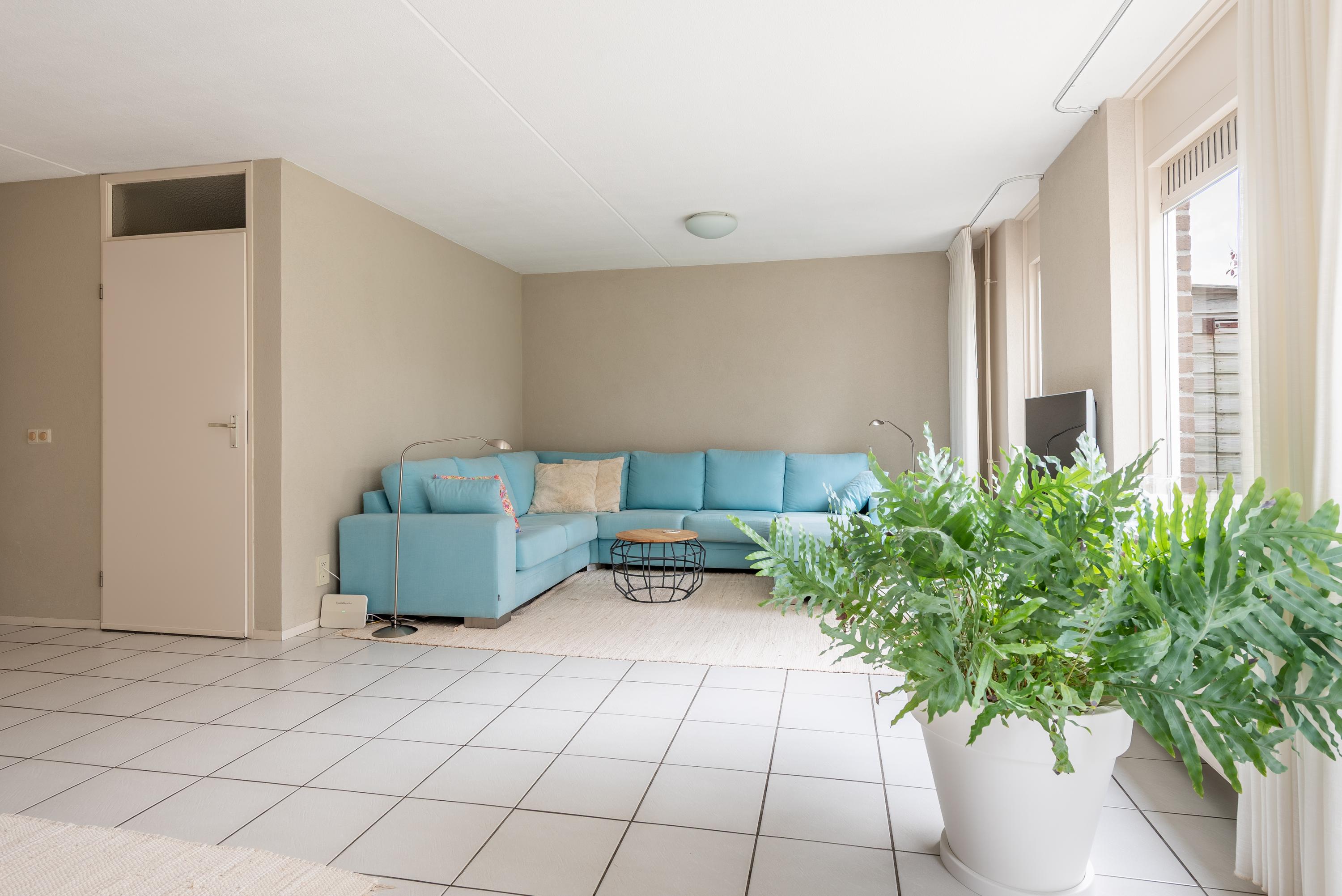 Tussenwoning te koop: Rhônelaan 19, Eindhoven