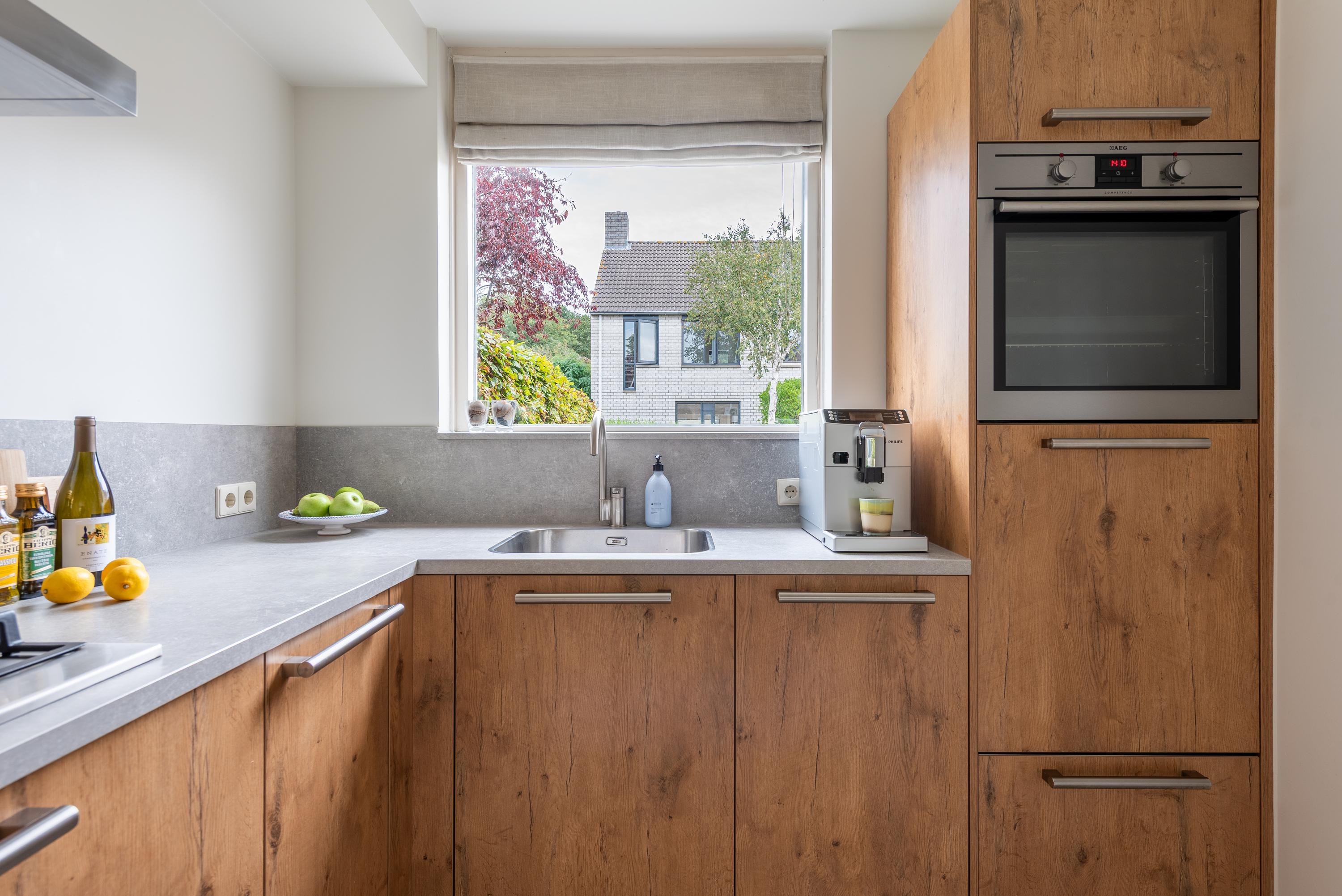 Tussenwoning te koop: Rhônelaan 19, Eindhoven