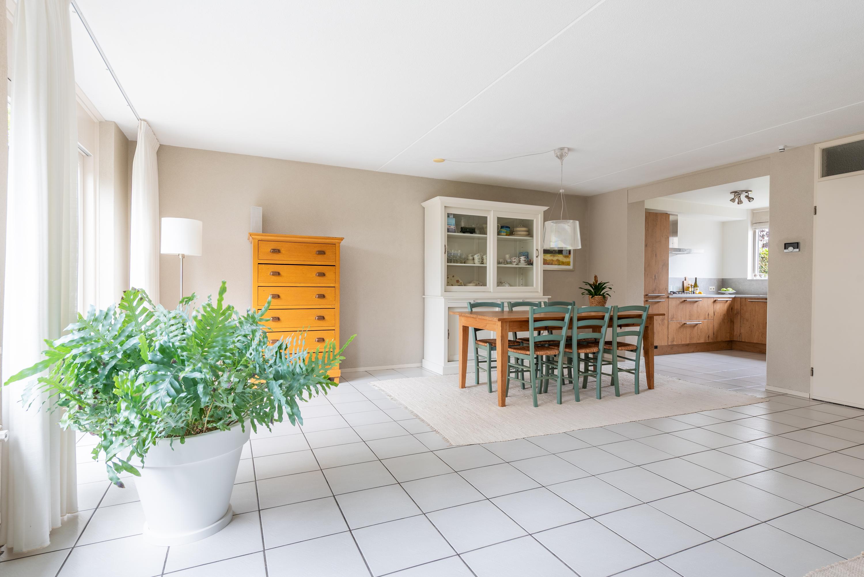 Tussenwoning te koop: Rhônelaan 19, Eindhoven
