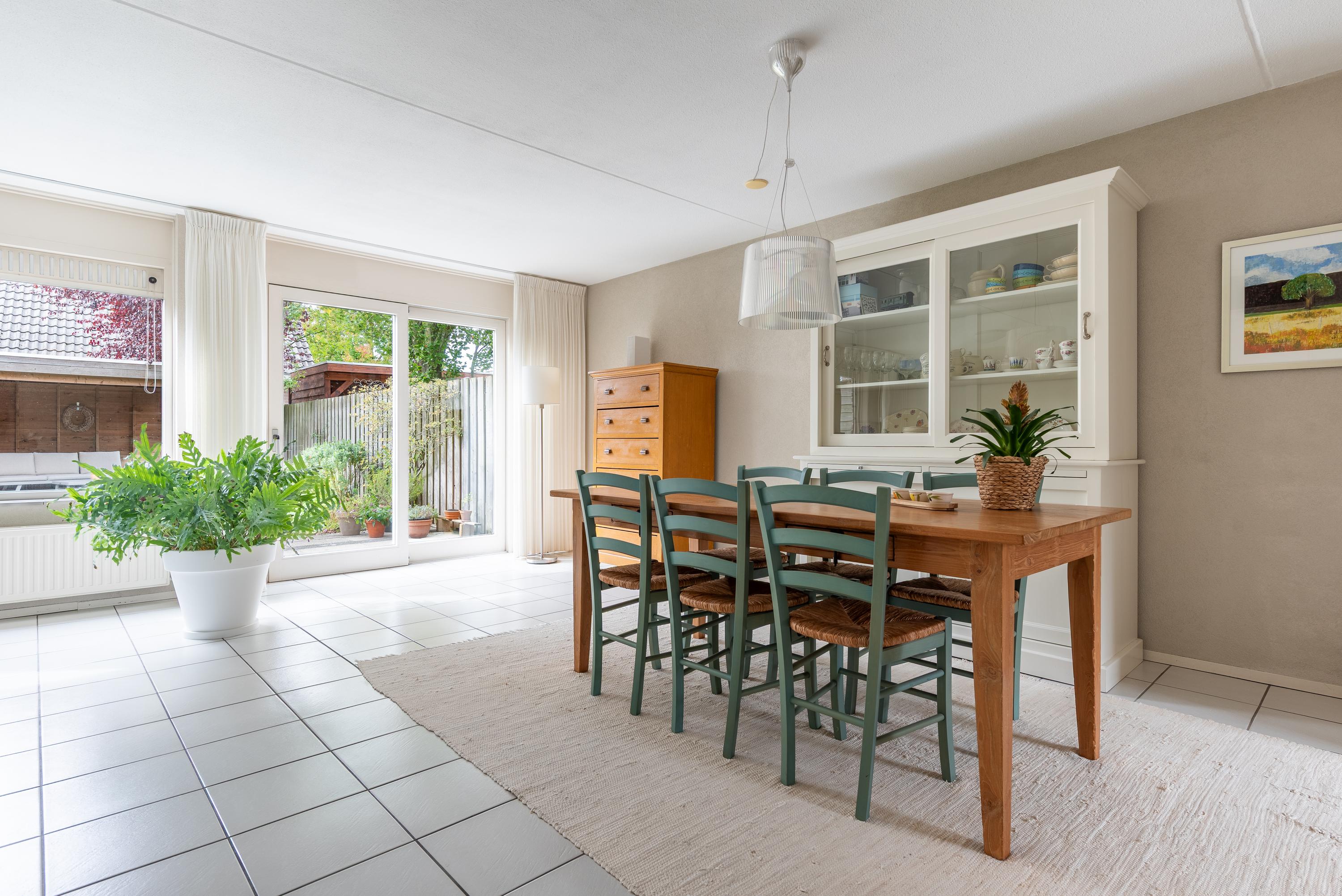 Tussenwoning te koop: Rhônelaan 19, Eindhoven