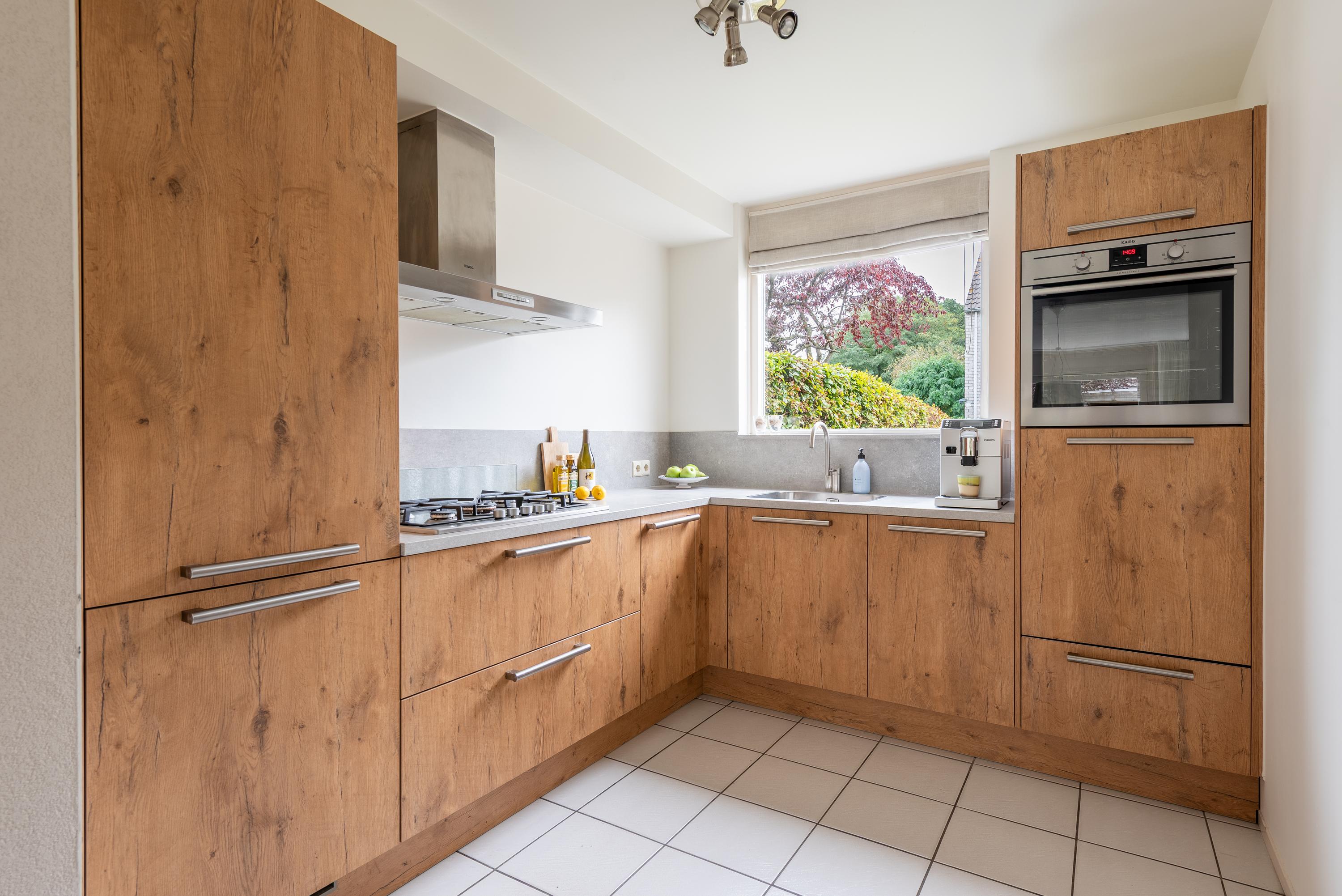 Tussenwoning te koop: Rhônelaan 19, Eindhoven