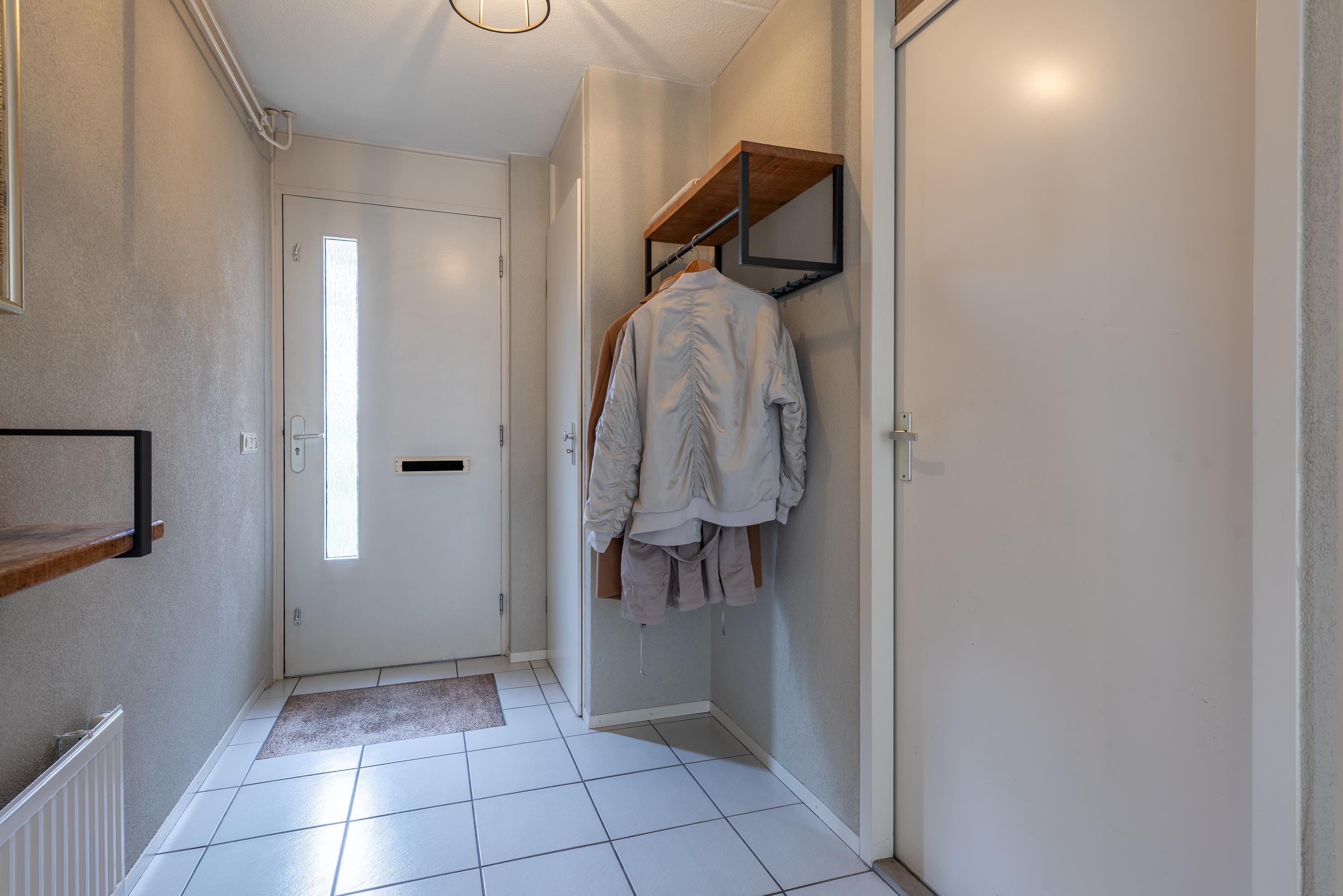 Tussenwoning te koop: Rhônelaan 19, Eindhoven