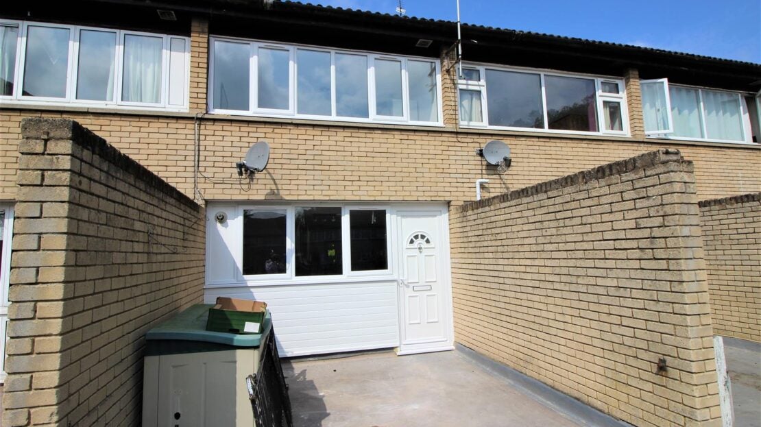 House Barchester Close in Greater London