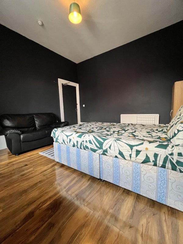 Room Durham Road in Sunderland
