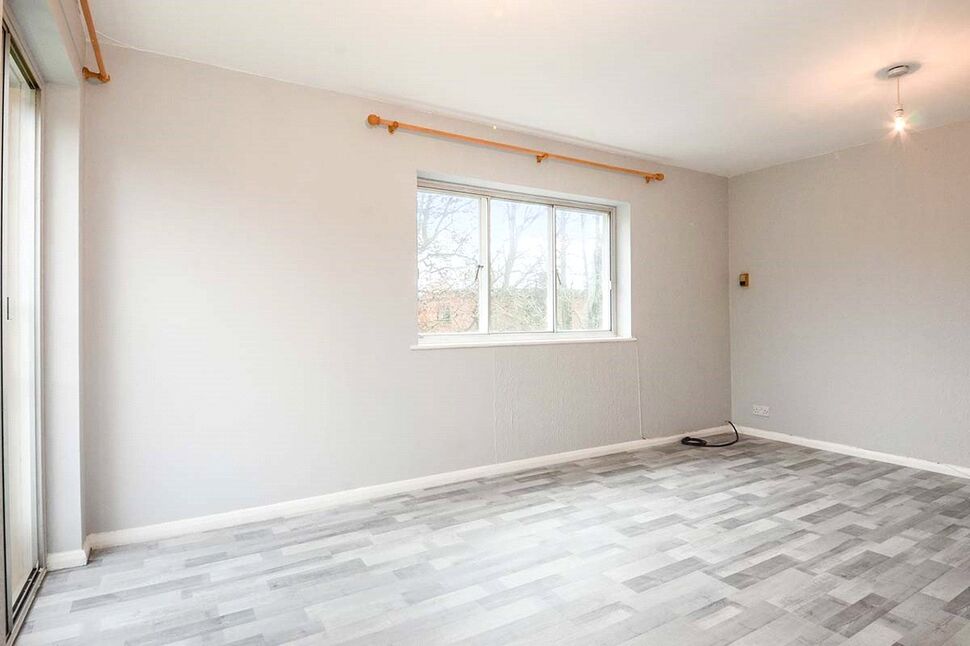 Flat Biskra in Watford