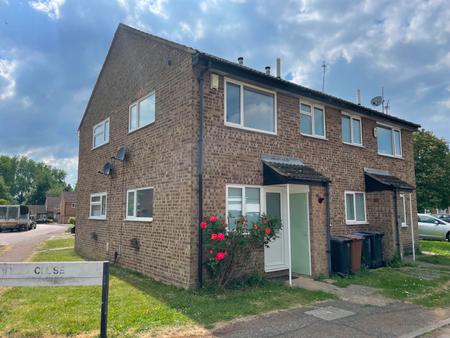 House Manorfield Close in Northampton