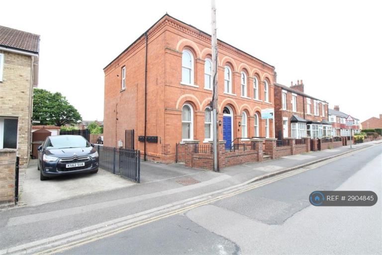 Flat Finkle Street in Cottingham