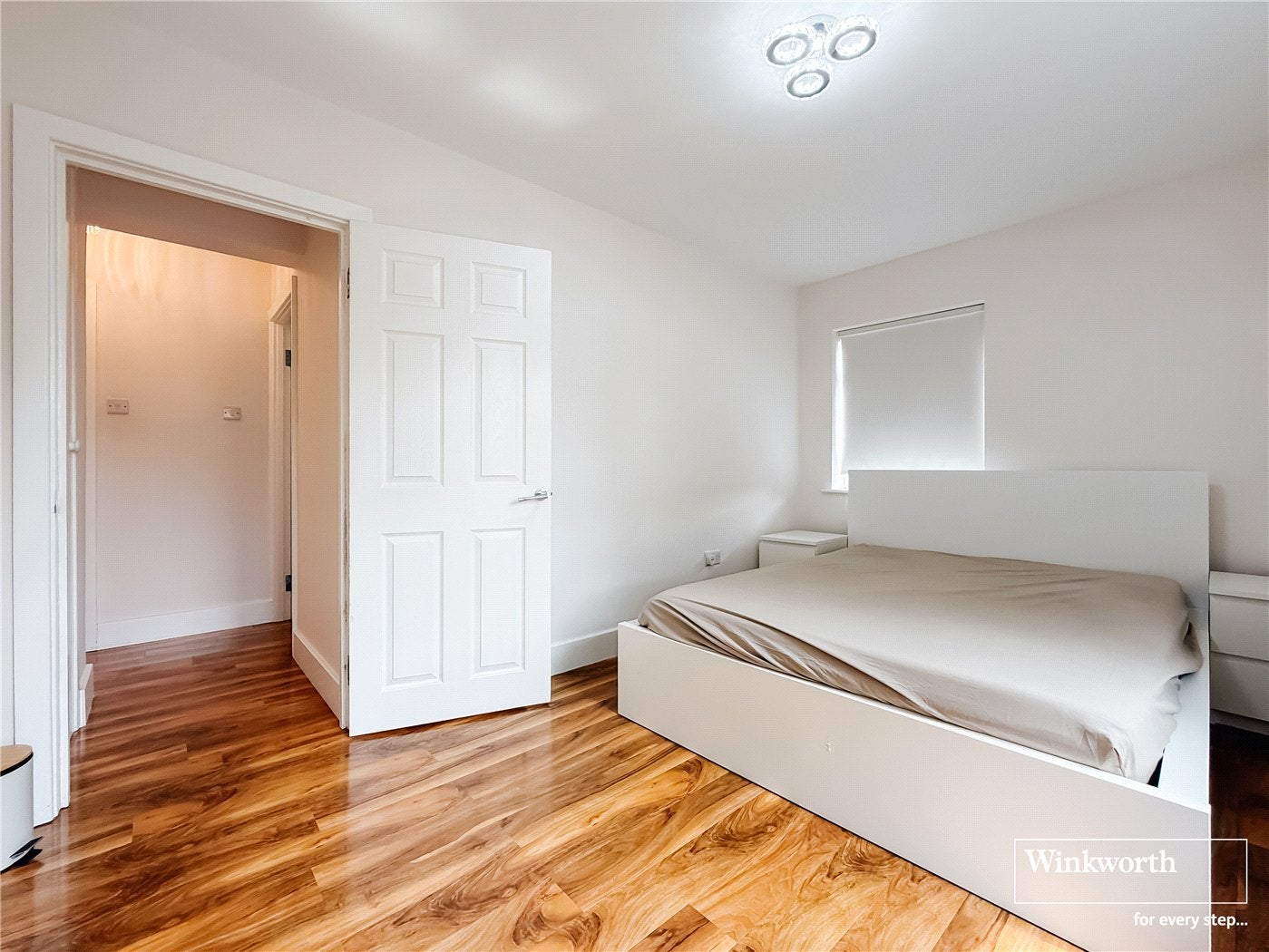 Flat Summit Court in London
