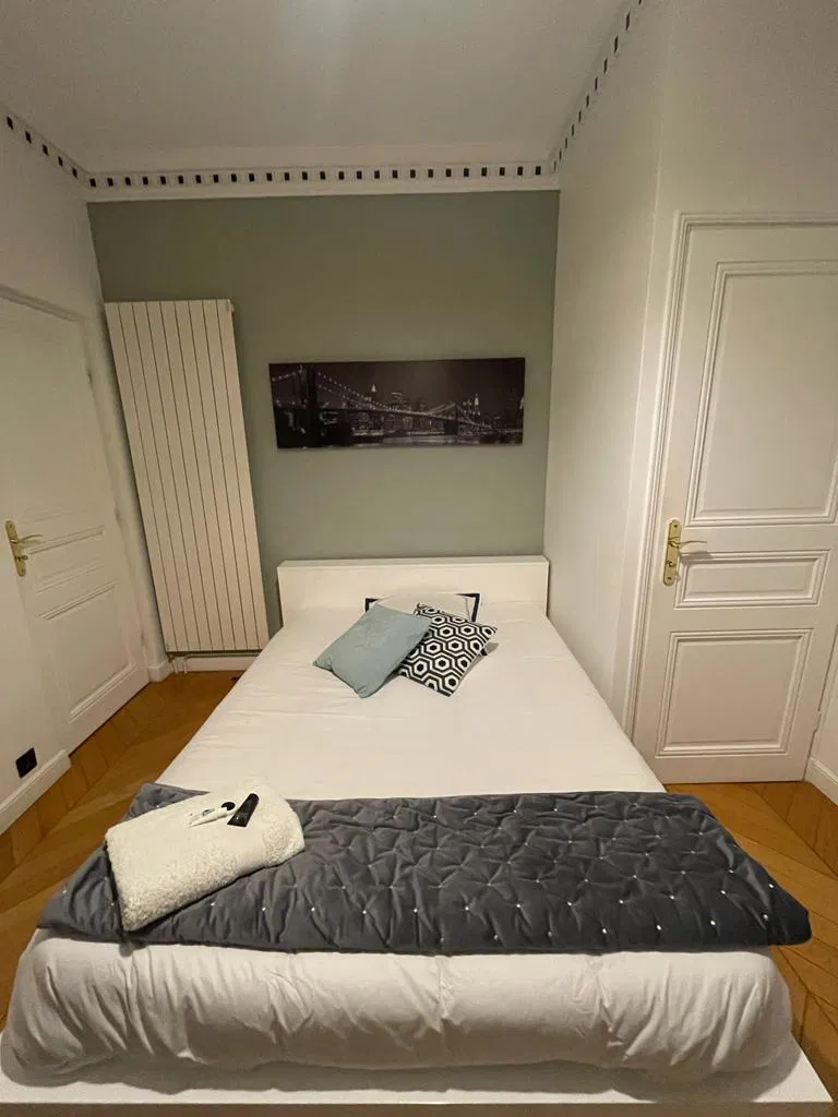 Chambre Promenade Leconte de Lisle à Orsay