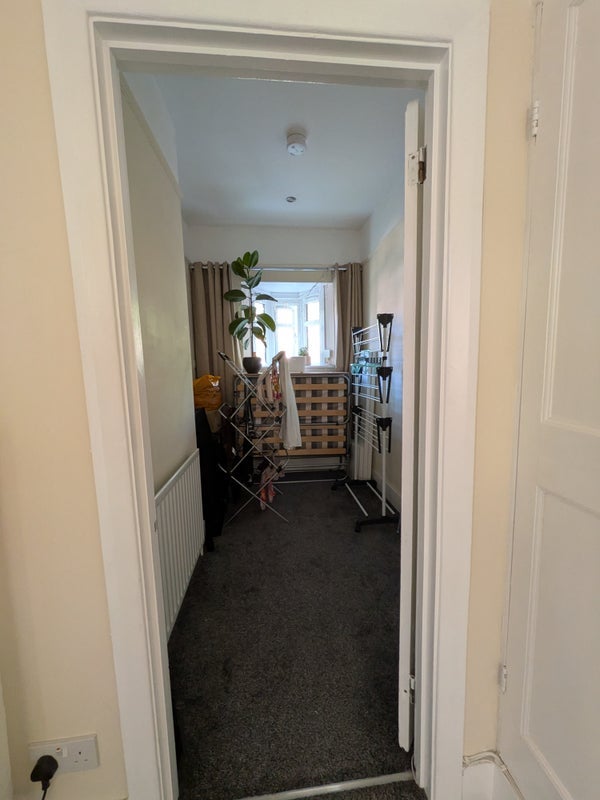 Flat Chillerton Road in Greater London
