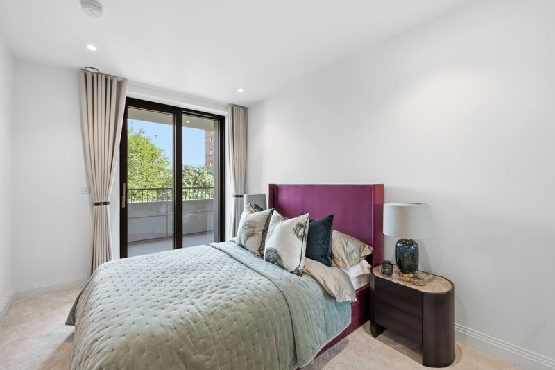 Flat William Morris Way in Greater London