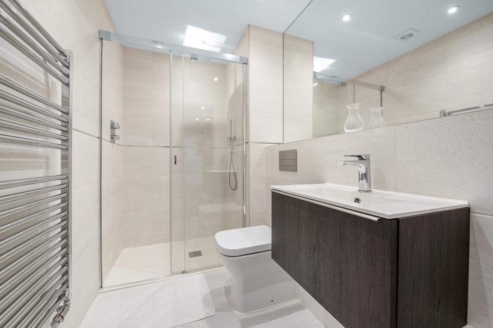 Flat Greville Road in Greater London