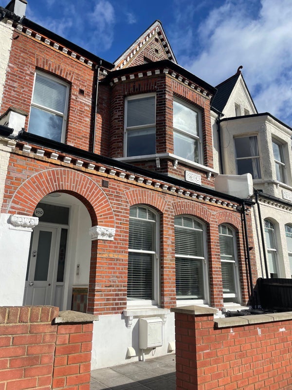 Room Ritherdon Road in Greater London