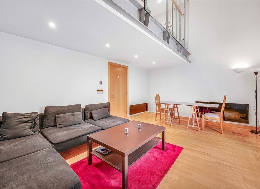 Flat Lewisham Street in City of Westminster
