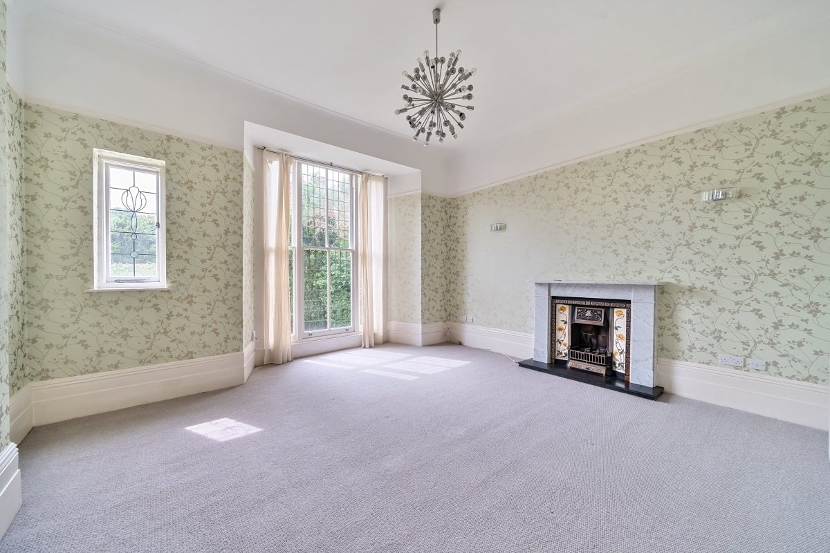 Flat Primezone Mews in Greater London