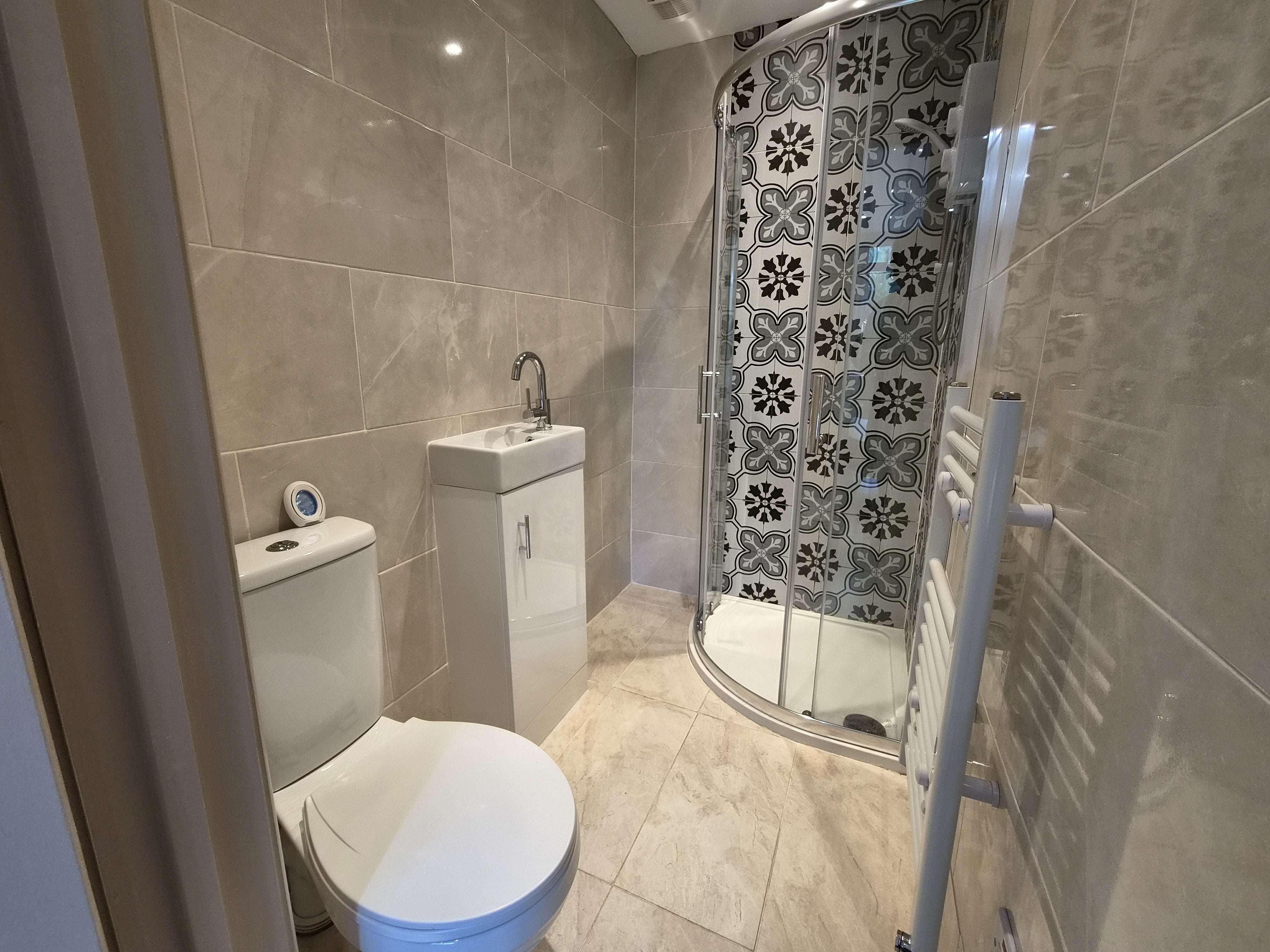 Room Rossmore Road in Poole
