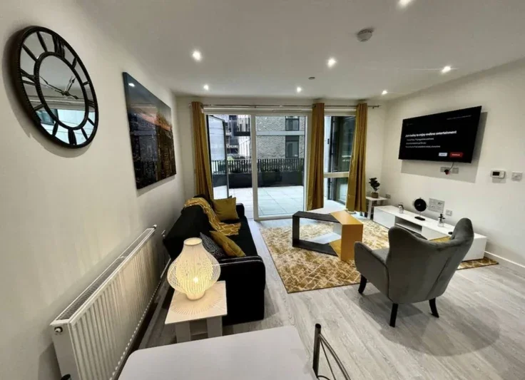 Flat Highland Road in Greater London
