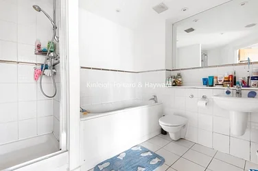 Flat Gonston Close in Greater London