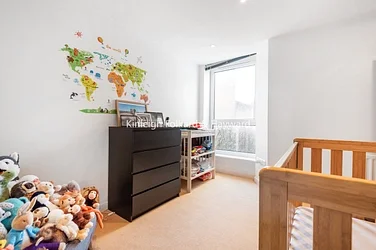 Flat Gonston Close in Greater London
