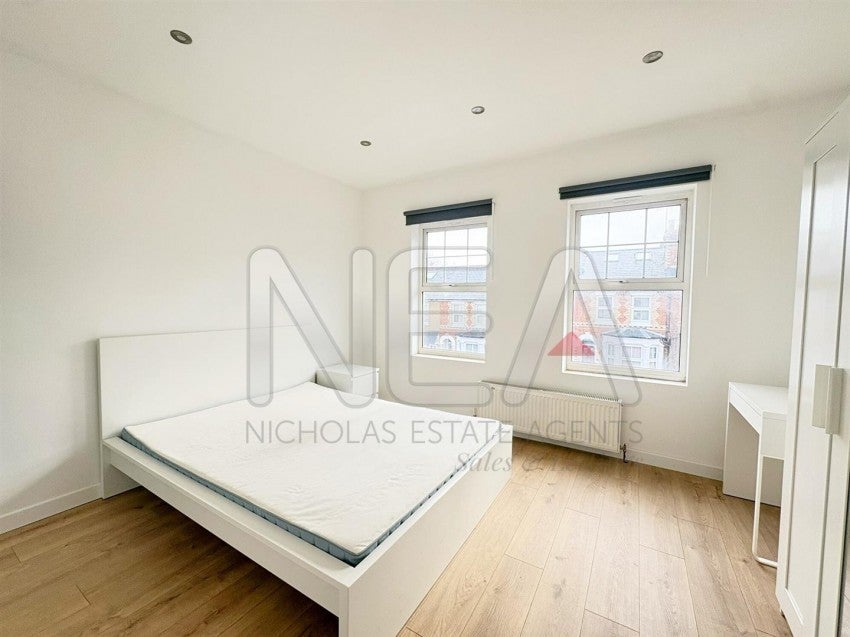 Room St. George's Terrace in Reading