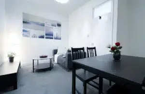 Flat Gleneldon Road in Greater London