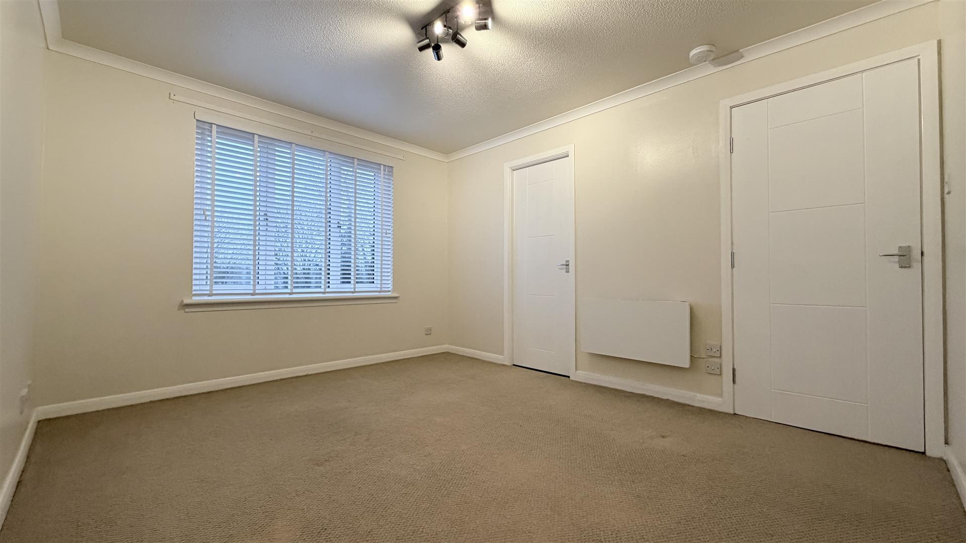 Flat Castle Court in Kirkintilloch