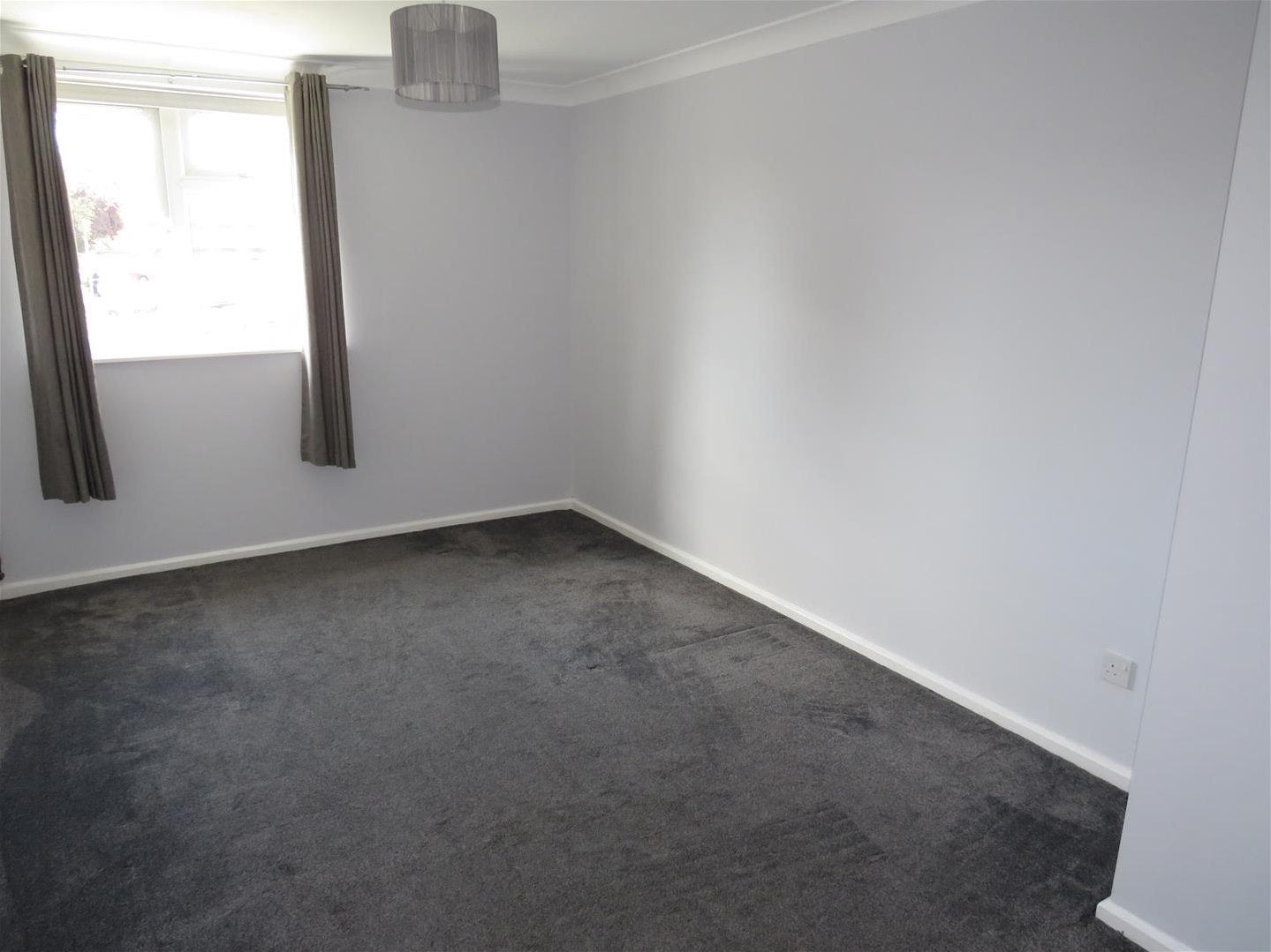 Flat Yorkminster Drive in Chelmsley Wood