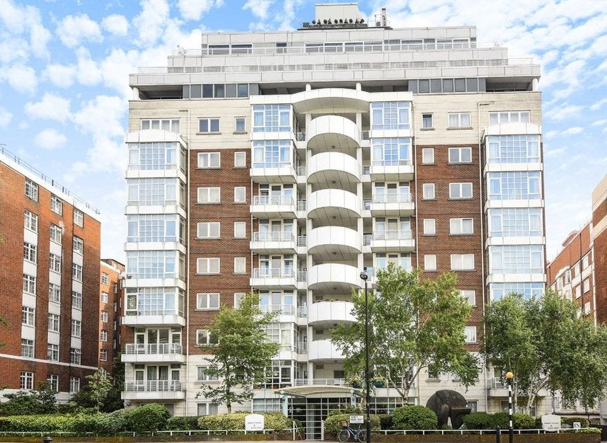 Flat Abbey Road in City of Westminster