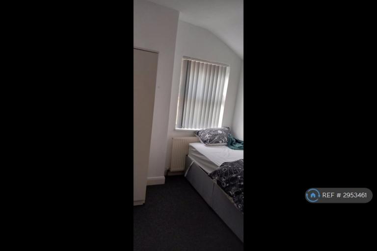 Room Grove Lane in Birmingham