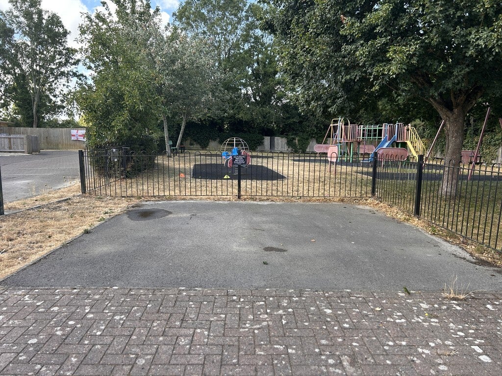 House Greenvale Drive in Timsbury