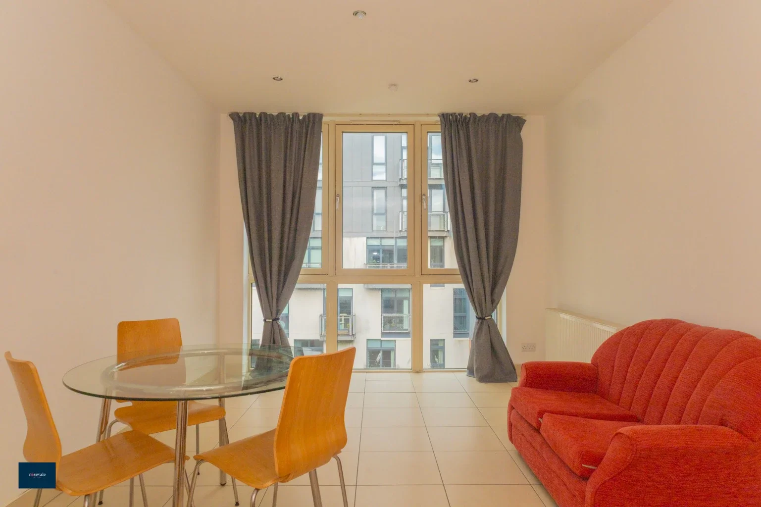 Flat Oswald Street in Glasgow